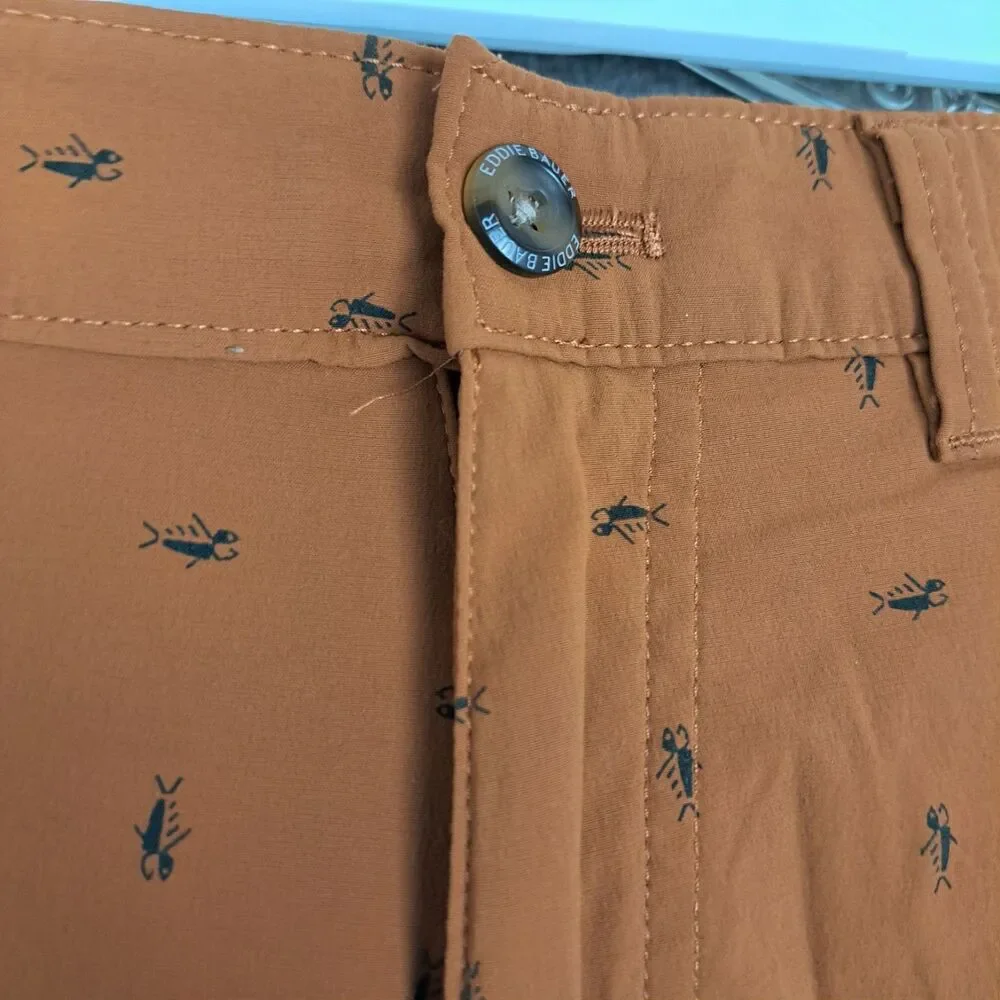Eddie Bauer Travex Shorts Men’s‎ 33 Brown Fish Graphics Chino Nylon Spandex